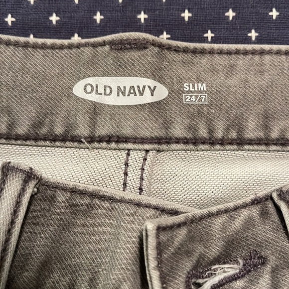 Old Navy Slim Fit Gray Jeans. Never worn. - Picture 2 of 4